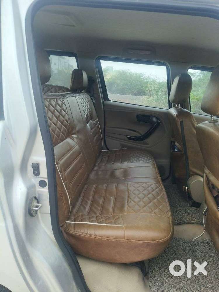 Mahindra Bolero Neo 1.5 N4, 2023, Diesel