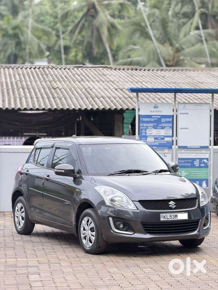 Maruti Suzuki Swift Vxi Ags, 2017, Petrol