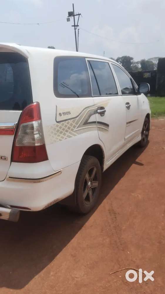 Toyota Innova 2015 Diesel Variant