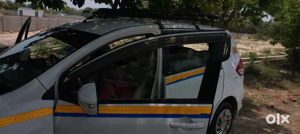 Maruti Suzuki Ertiga 2018 Cng & Hybrids 276940 Km Driven