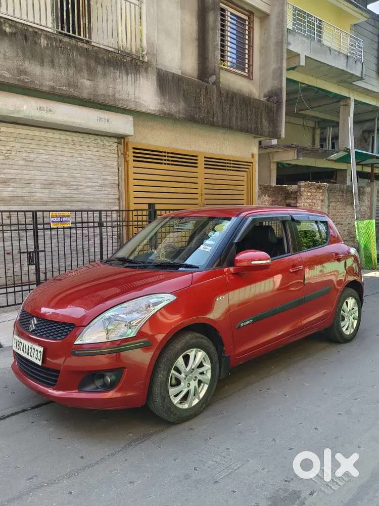Maruti Suzuki Swift Zxi Abs  2013 Petrol