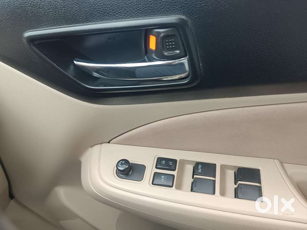 Maruti Suzuki Dzire 1.2 Vxi Amt, 2019, Petrol