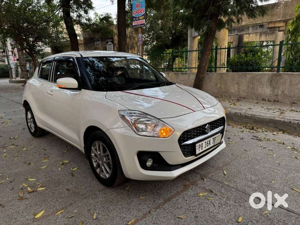 Maruti Suzuki Swift 1.3 Zxi, 2023, Petrol