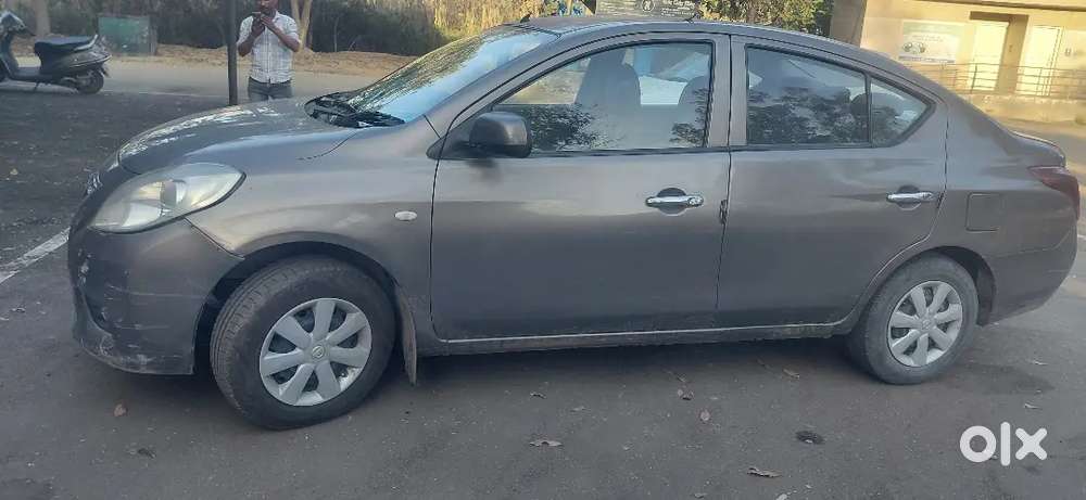 Nissan Sunny Edition Petrol 2012 Used