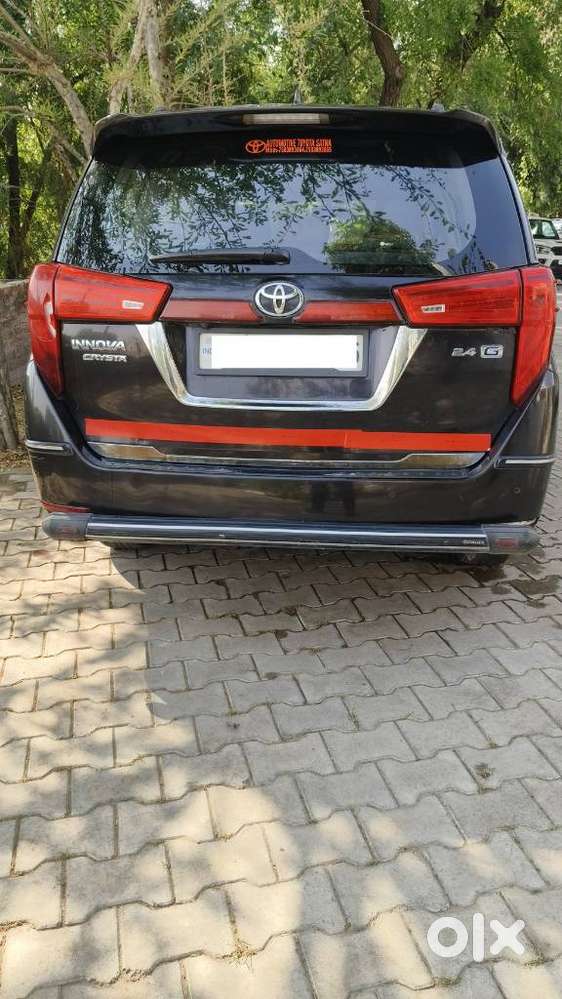 Toyota Innova Crysta 2.4 G Mt 7 Str, 2022, Diesel