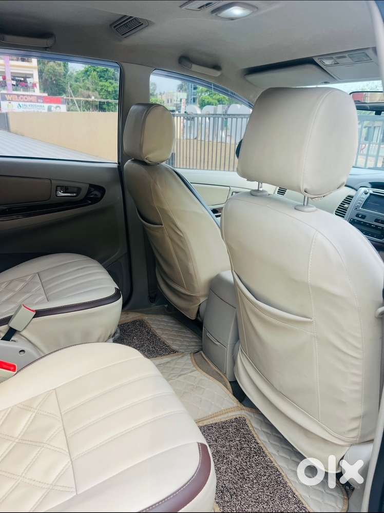 Toyota Innova Type-4 Diesel 2014