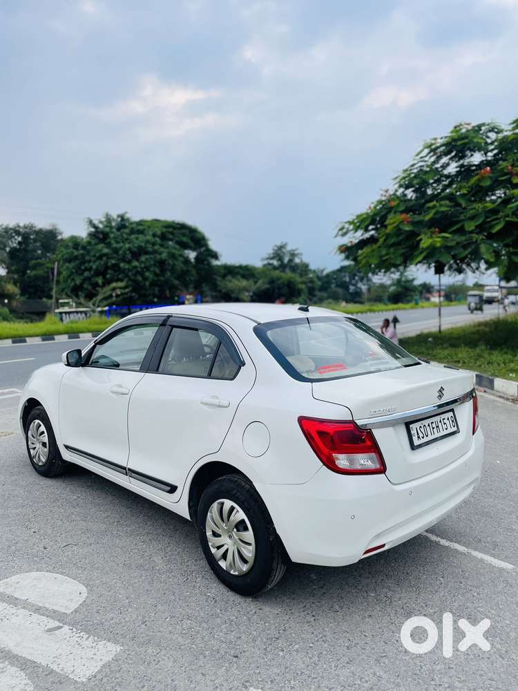 Maruti Suzuki Dzire 1.2 Vxi Amt, 2022, Petrol
