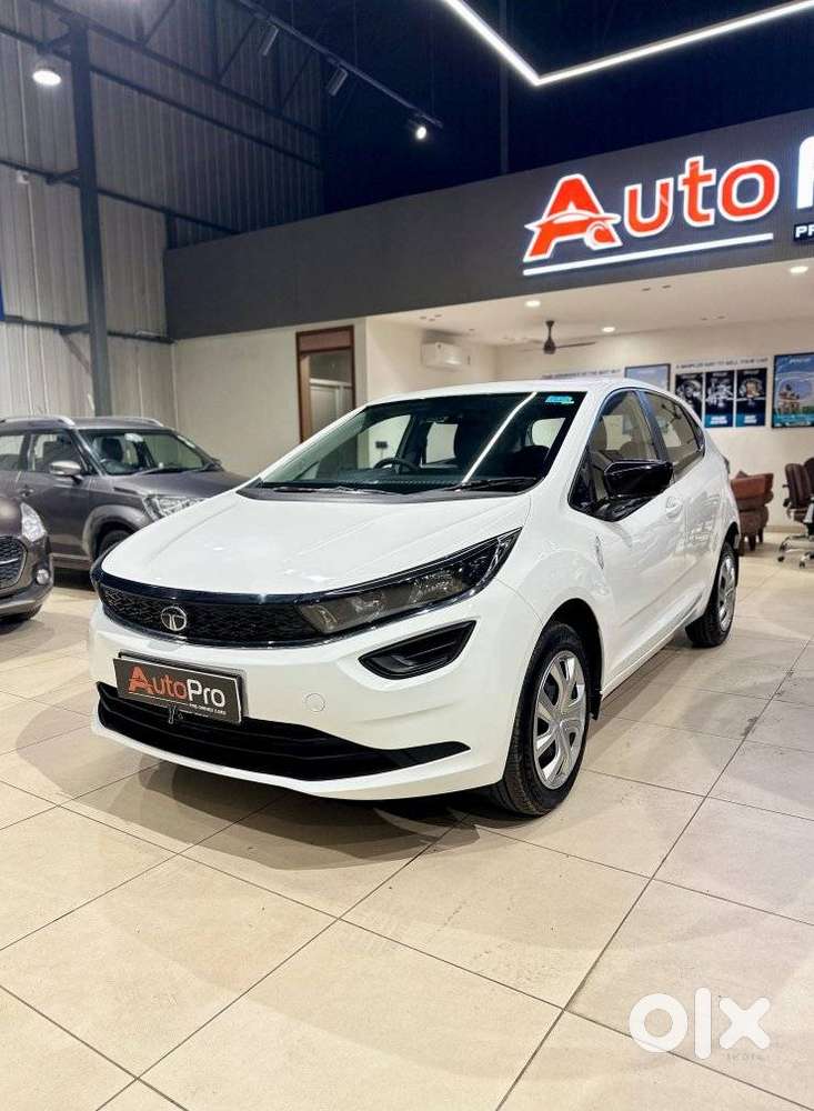 Tata Altroz Xm Plus Petrol, 2024, Petrol