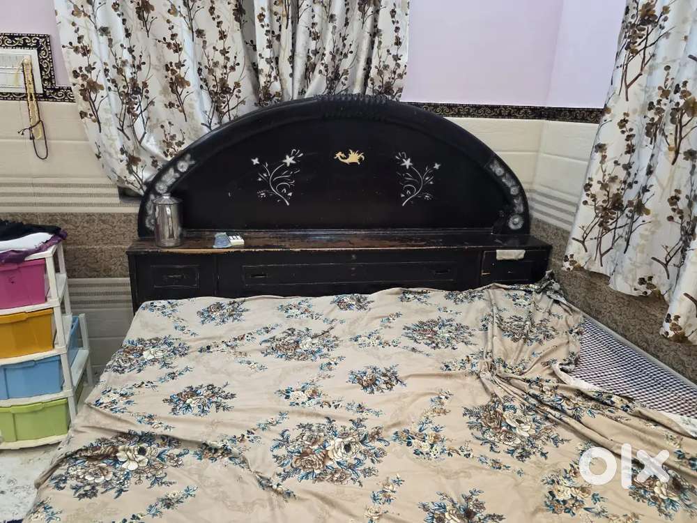 Good condition bed