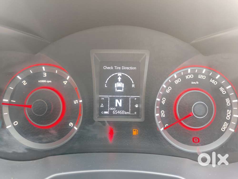 Mahindra Xuv300 W8 Diesel, 2019, Diesel