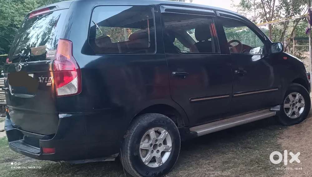 Mahindra Xylo 2011