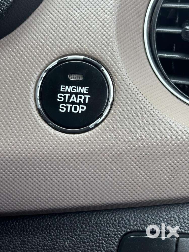 Hyundai Grand I10 2016-2017 Sportz Celebration Edition, 2015, Petrol