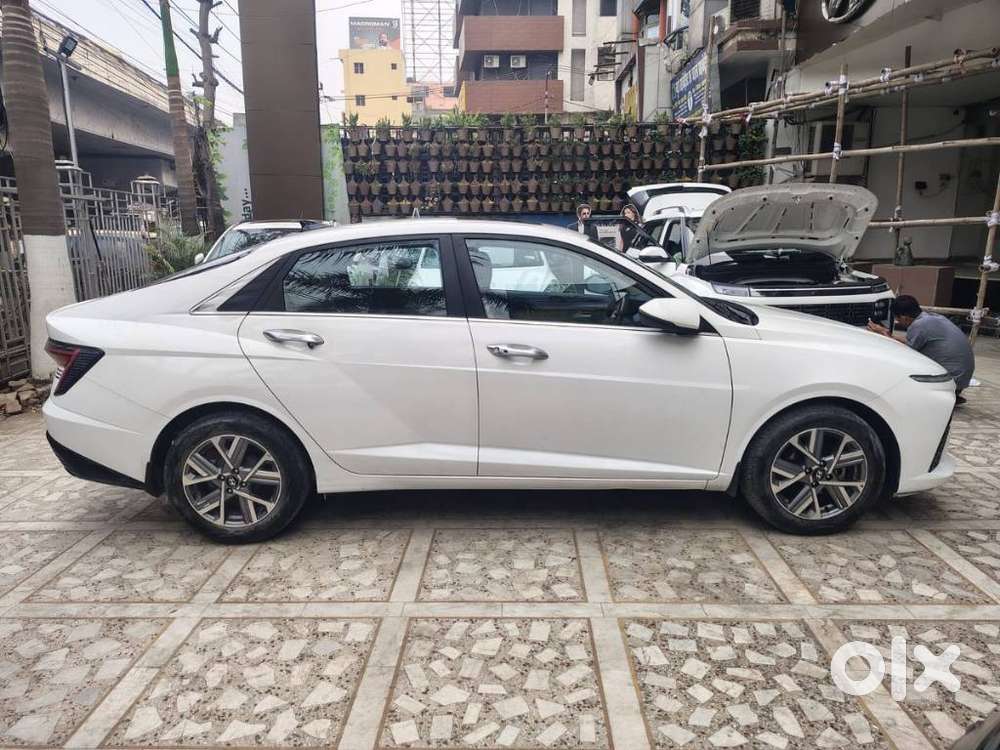 Hyundai Verna 1.5 Mpi Mt Sx (o), 2023, Petrol