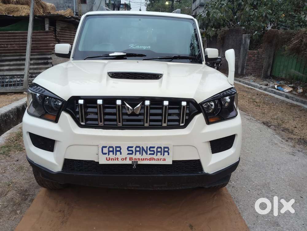 Mahindra Scorpio S4, 2016, Diesel