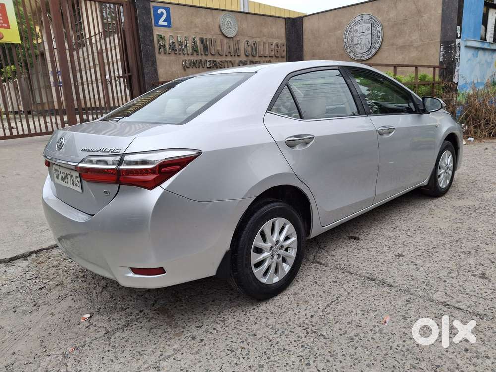 Toyota Corolla Altis 1.8 G Cvt, 2017, Petrol