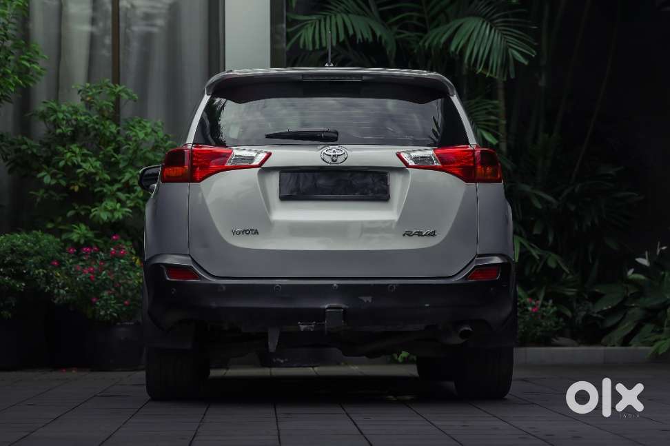 Toyota Land Cruiser V8 Petrol, 2015, Petrol