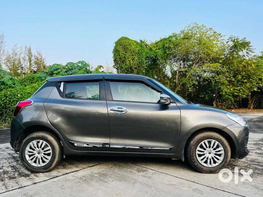 Maruti Suzuki Swift Vxi + Manual, 2021, Petrol