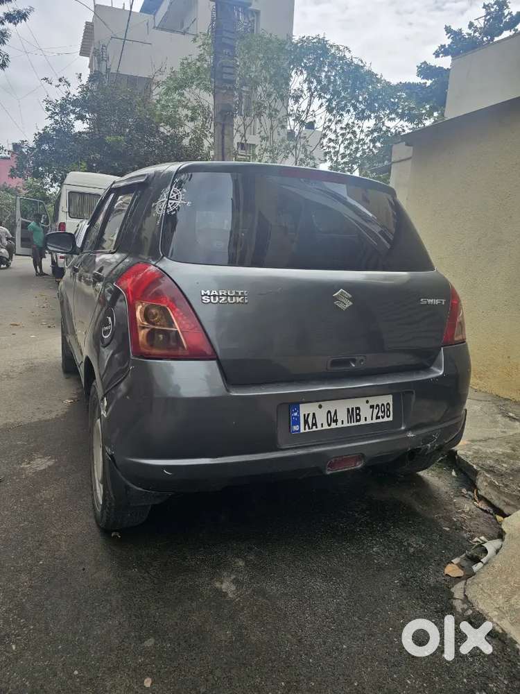 Maruti Swift 2005 (petrol)  5th Owner  Direct Sale