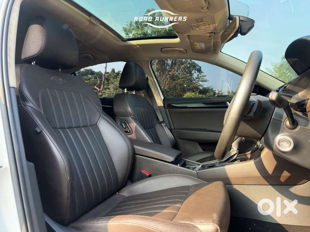 Skoda Superb L&k 1.8 Tsi At, 2020, Petrol