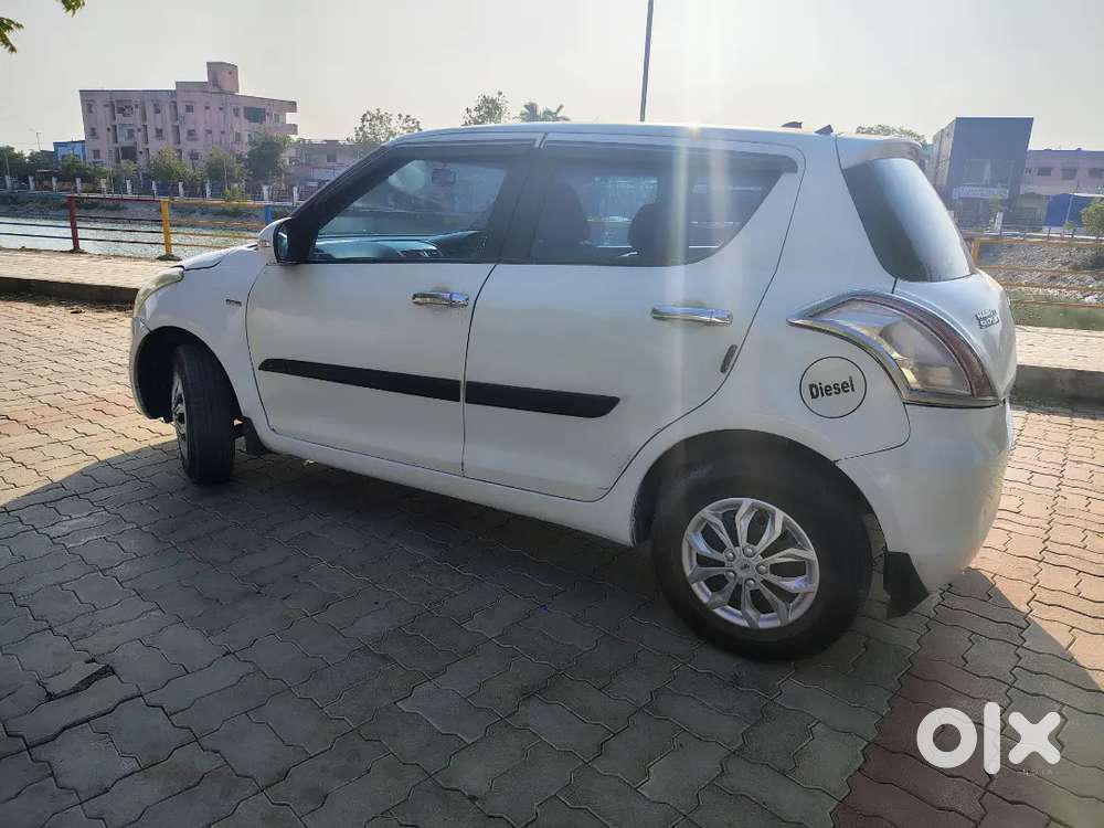 Maruti Suzuki Swift 2013 Diesel 130000 Km Driven