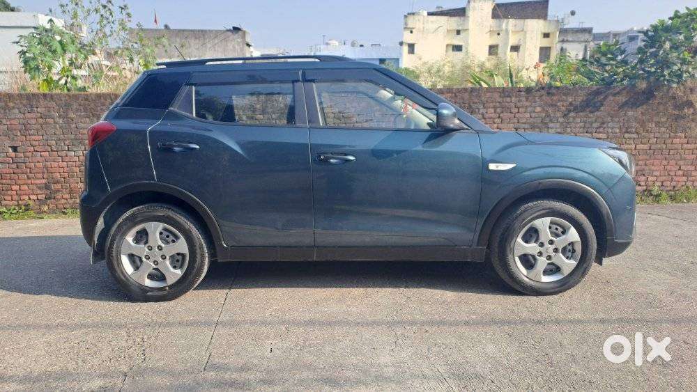 Mahindra Xuv300 W6, 2023, Petrol