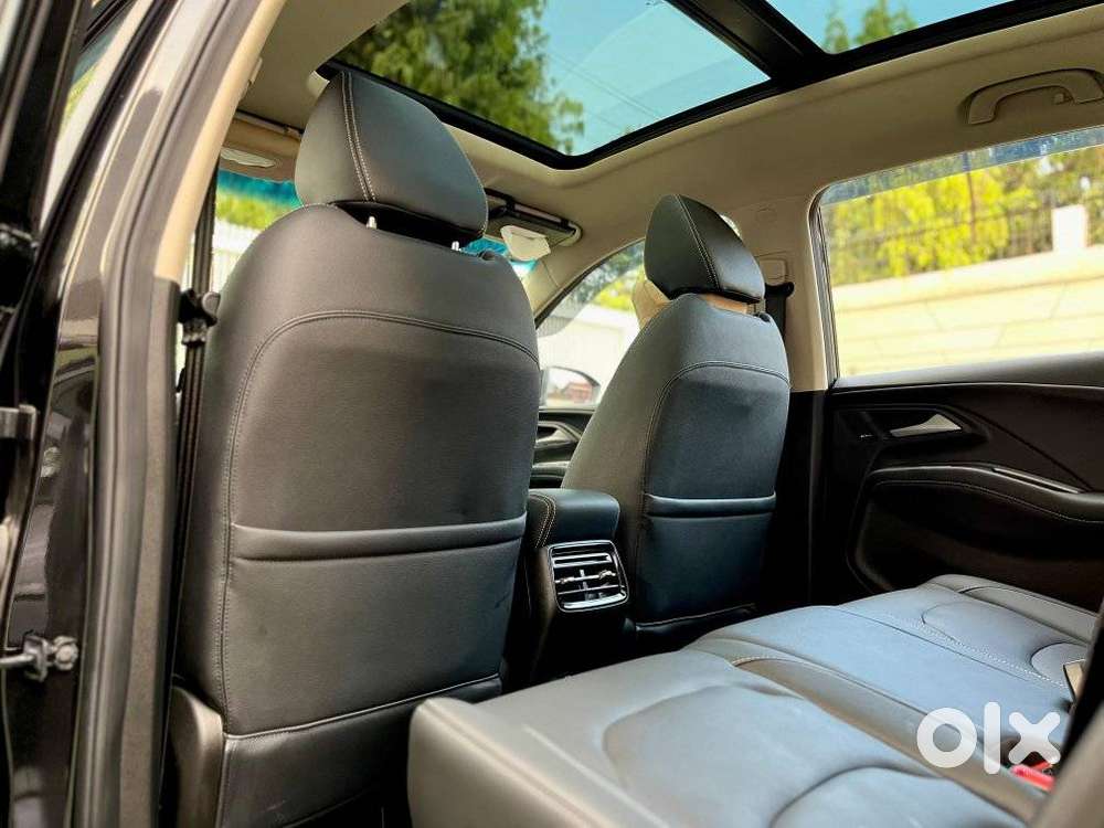 Mg Hector Sharp Pro 1.5 Turbo Cvt, 2025, Petrol