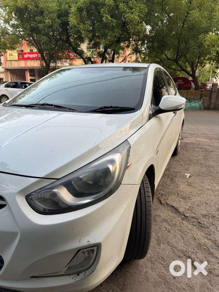 Hyundai Verna Diesel 2013 Ending