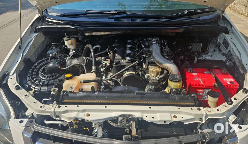 Toyota Innova 2.5 Vx 7 Seater Bs Iv, 2015, Diesel