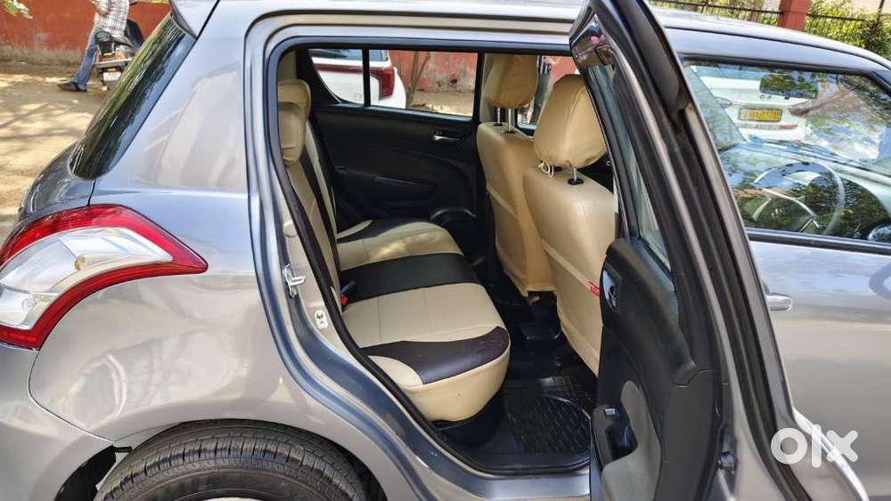 Maruti Suzuki Swift Vxi + Manual, 2014, Petrol