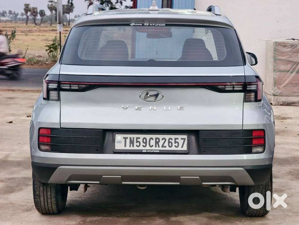 Hyundai Venue 1.2 S (o), 2023, Petrol