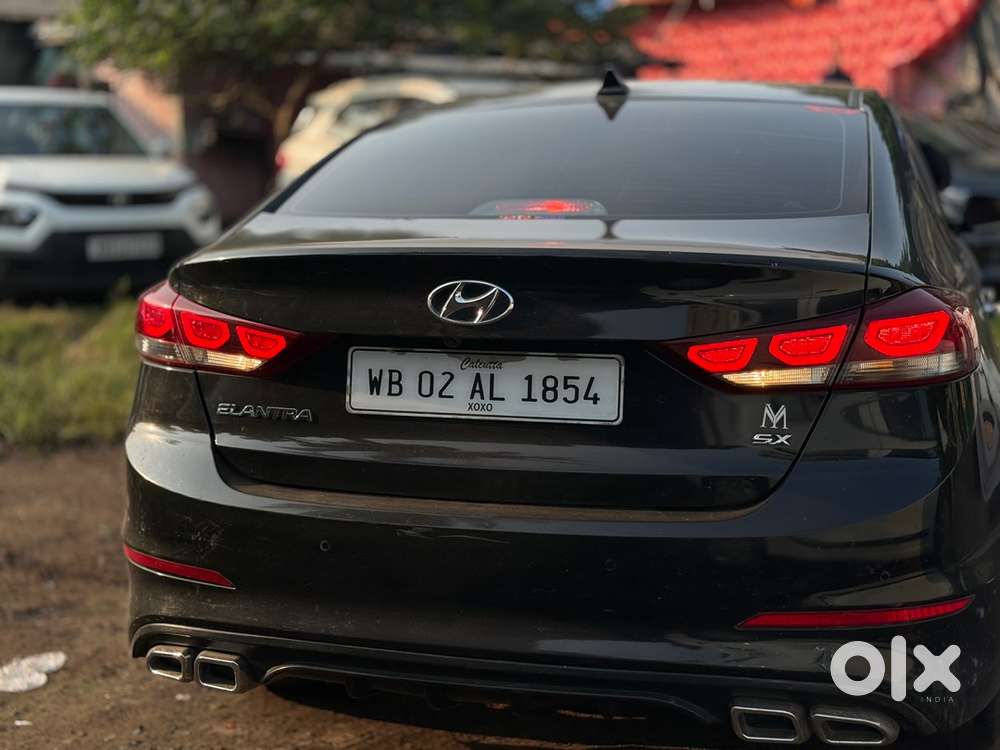 Hyundai Elantra 2017 At Limited Edition Petrol Well Maintained