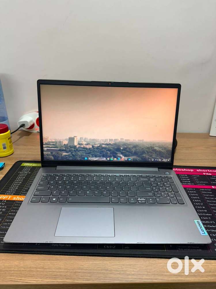 Lenovo Ideapad(Ryzen5 and Radeon Graphic)
