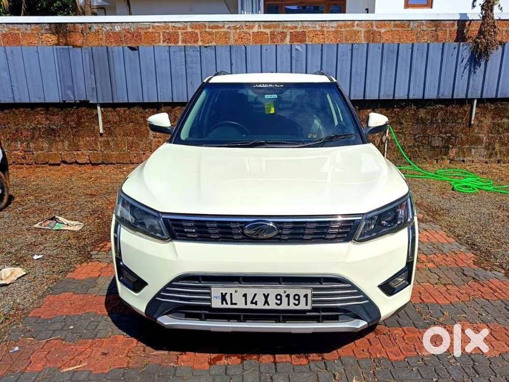 Mahindra Xuv300 W8, 2019, Petrol