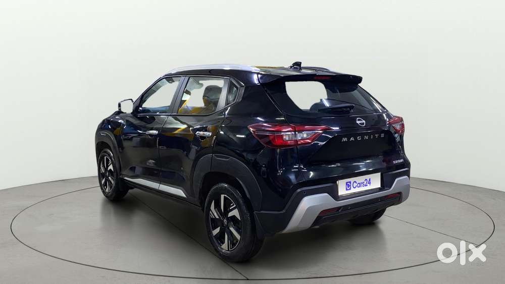 Nissan Magnite Kuro Edition Petrol Amt, 2025, Petrol