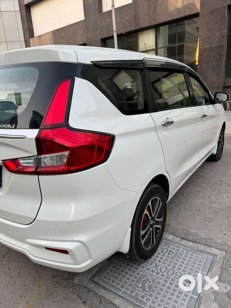 Maruti Suzuki Ertiga Zxi (o) Cng [2022-2023], 2022, Cng & Hybrids