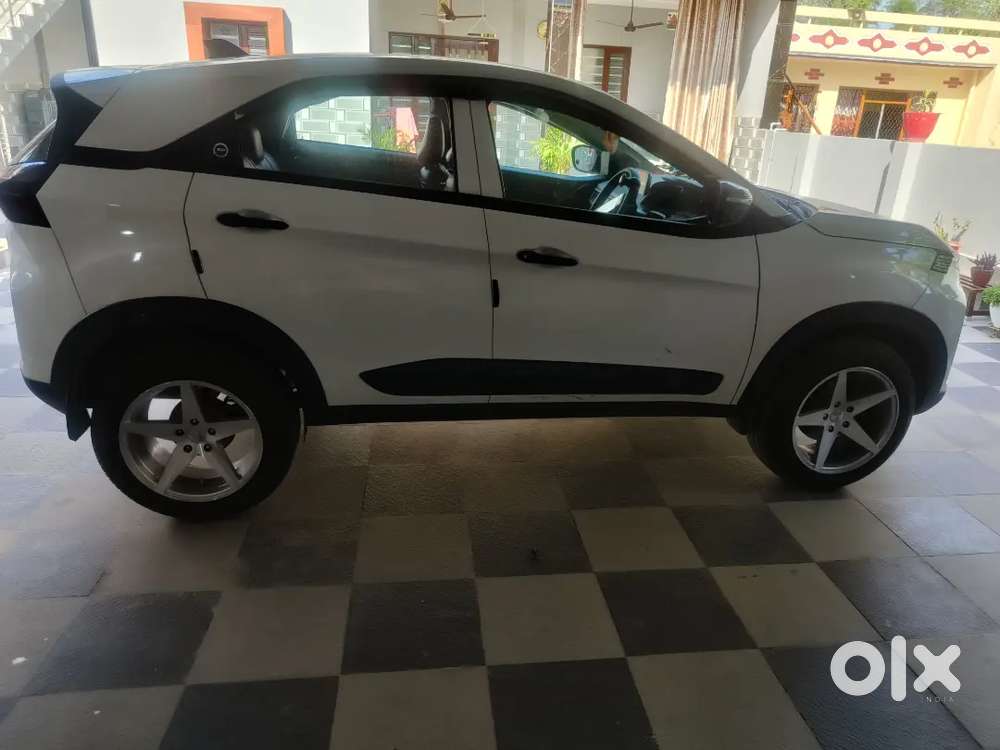 Tata Nexon 2024 Petrol 12000 Km Driven