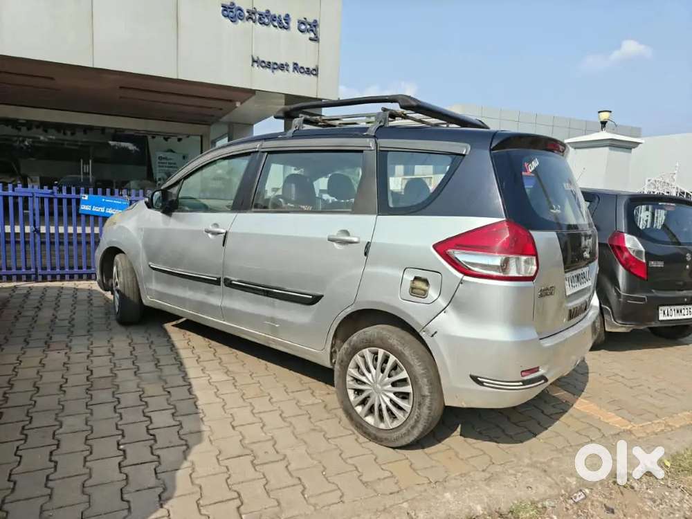 Maruti Suzuki Ertiga 2012 Petrol 140000 Km Driven