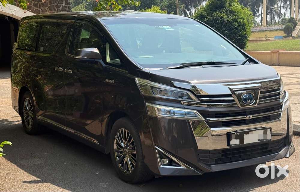 Toyota Vellfire Vip &ndash; Executive Lounge, 2021, Petrol
