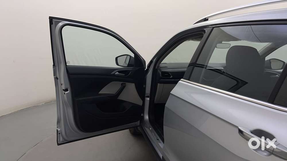 Volkswagen Taigun Topline 1.0 Tsi At (electric Seats), 2021, Petrol