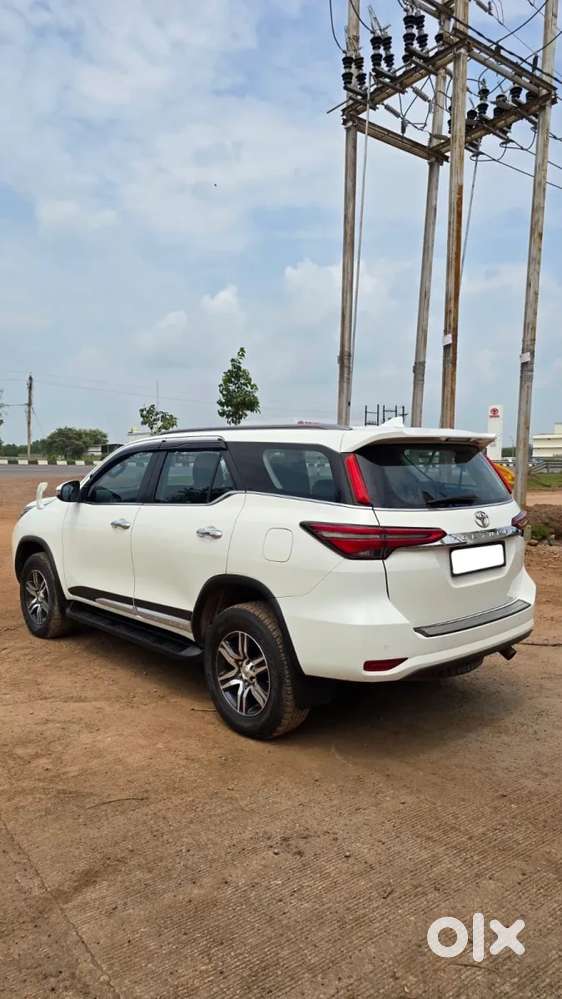 Toyota Fortuner 4x2 At, 2023, Diesel