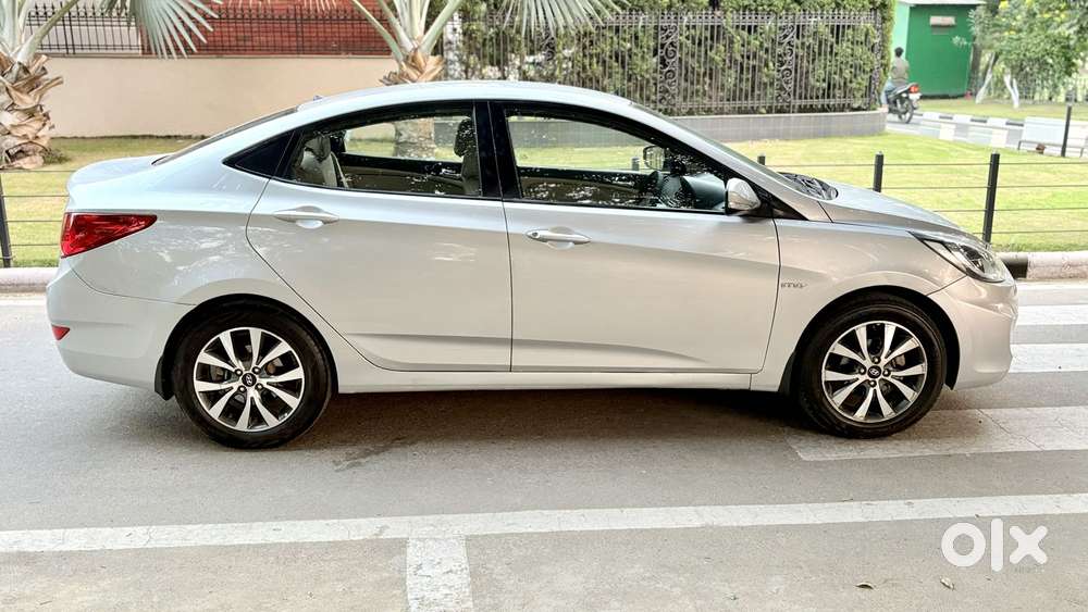 Hyundai Fluidic Verna