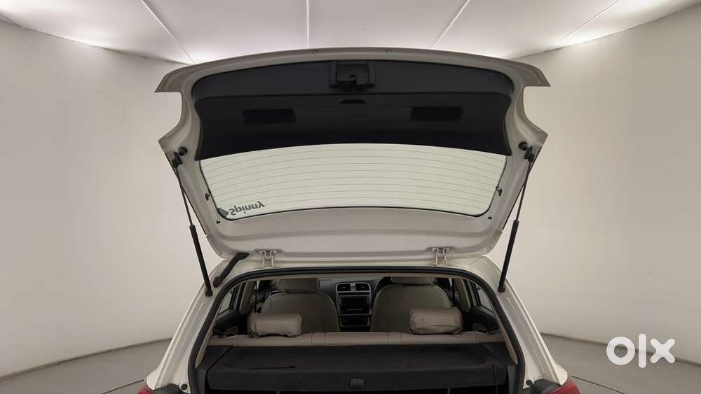 Volkswagen Polo 2009-2013 Petrol Highline 1.2l, 2016, Petrol