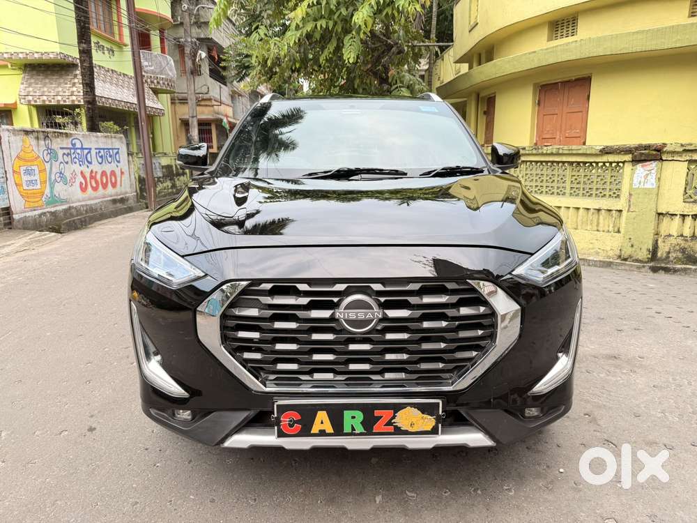 Nissan Magnite 1.0 Xv Premium, 2023, Petrol