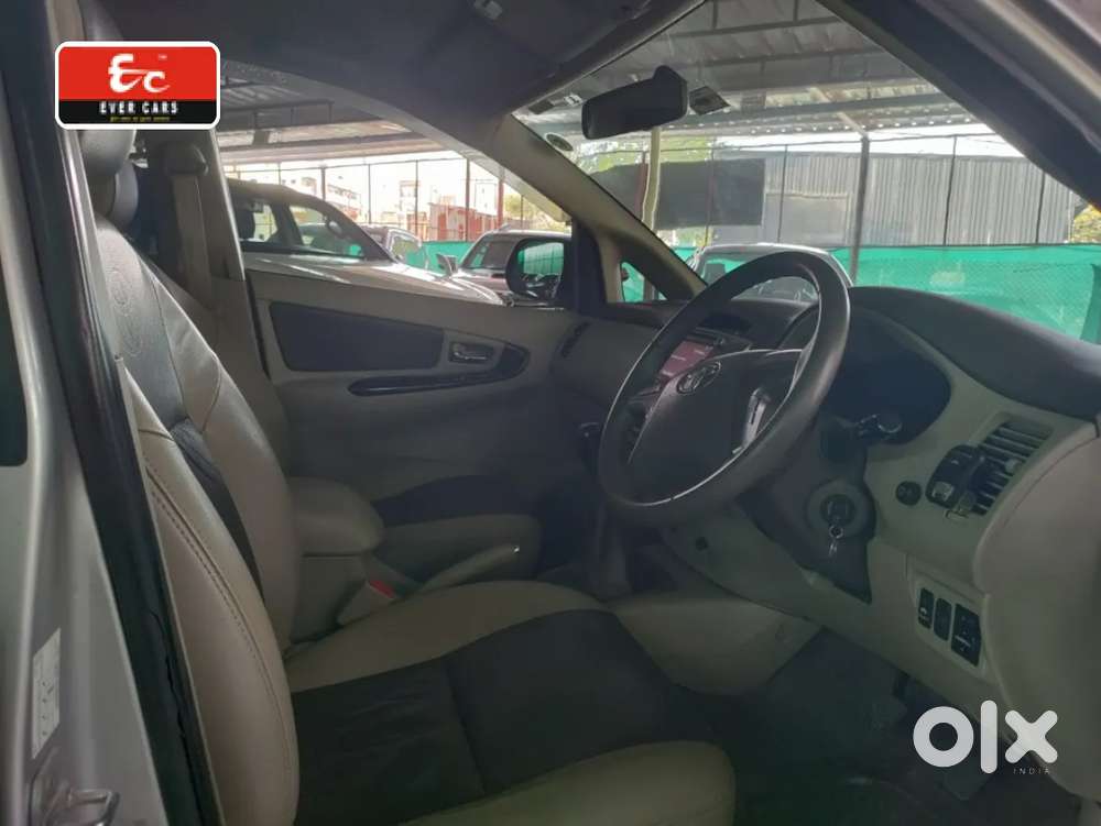 Toyota Innova 2.5 Vx 7 Seater Bs Iv, 2014, Diesel