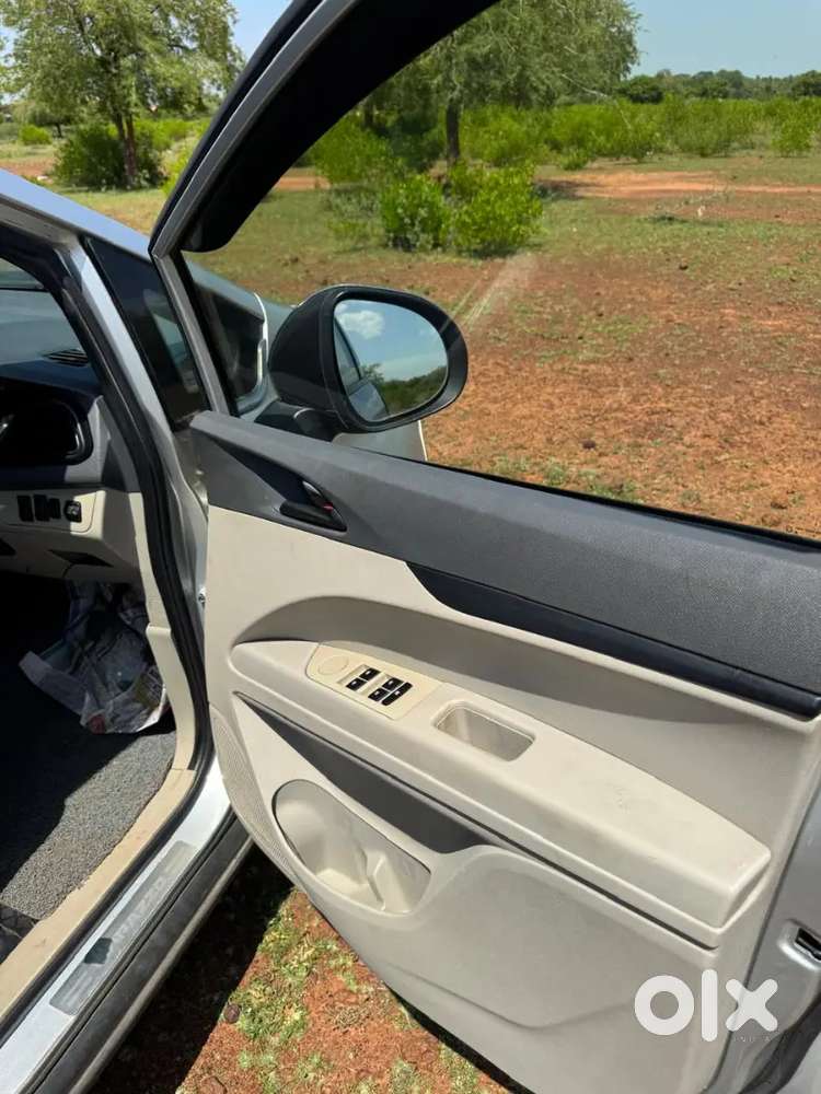 Mahindra Marazzo Diesel 2019