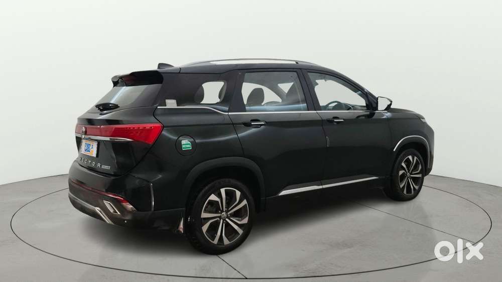 Mg Hector Plus Sharp Pro 1.5 Turbo Petrol Mt 6 Str, 2023, Petrol