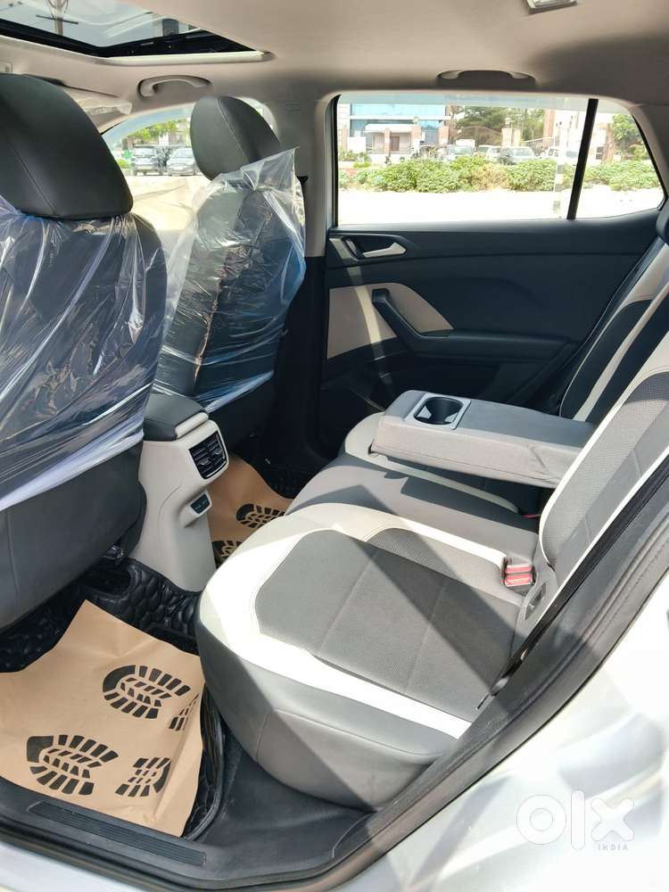 Volkswagen Taigun Gt Plus 1.5 Tsi Dsg (with Ventilated Seats), 2025,..