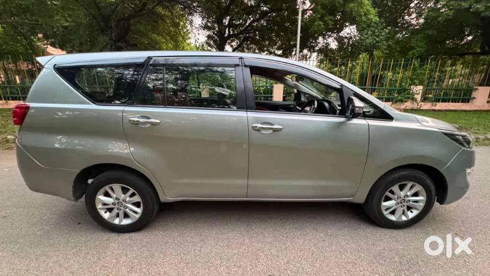 Toyota Innova Crysta [2020-ongoing] 2.4 Gx 7 Str, 2019, Diesel