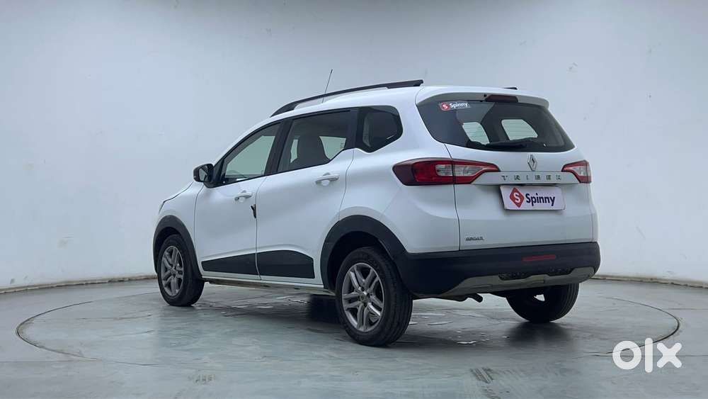 Renault Triber Rxz, 2022, Petrol