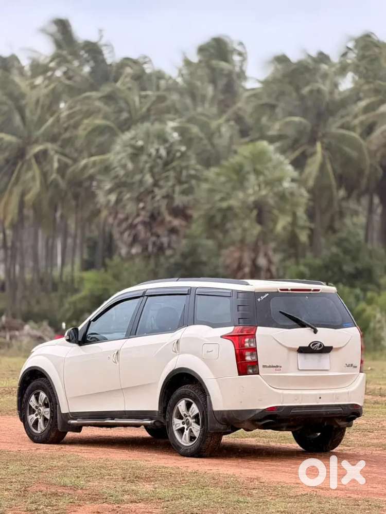 Mahindra Xuv500 2012 Diesel Showroom Record
